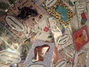 Minis als Glücksstrümpfe